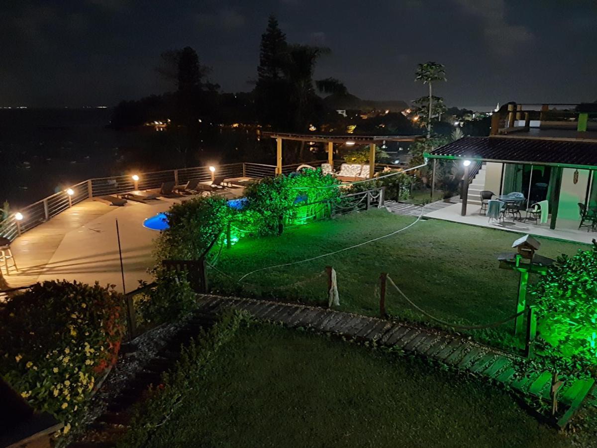 De Monaco Inn *