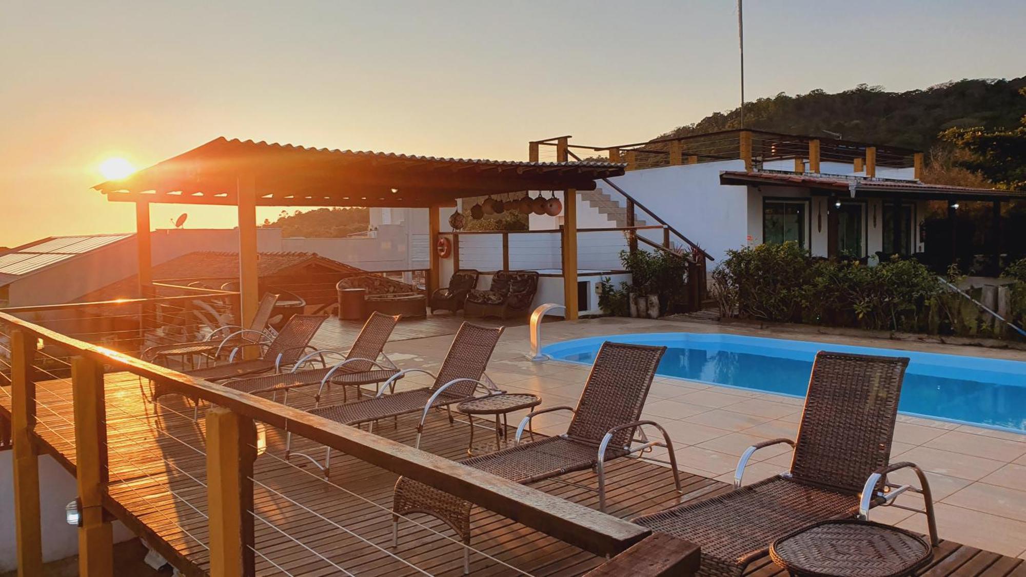 De Monaco Inn *